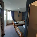 L'auberge Du Tire Bouchon Отель Couffe