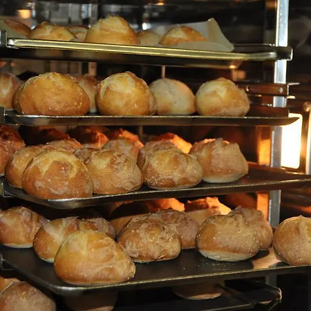 Отель L'auberge Du Tire Bouchon Couffe